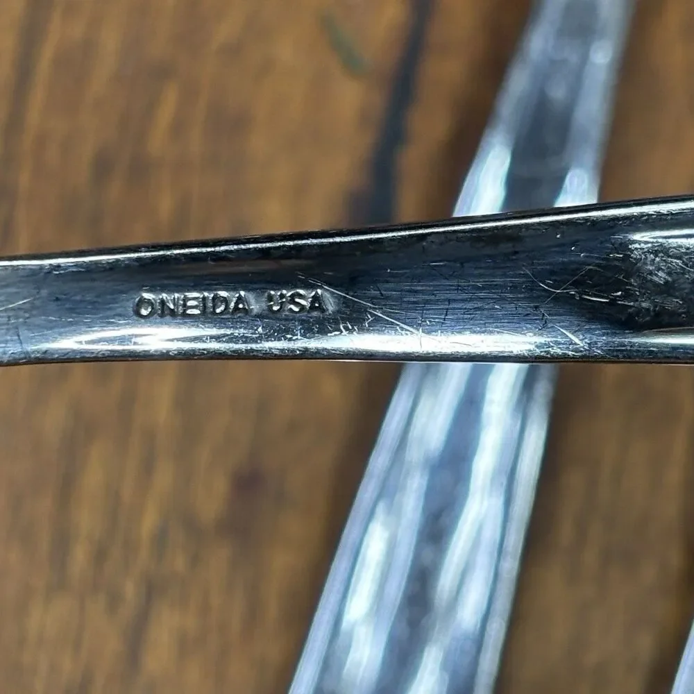 Oneida Camden Stainless Flatware 5‎ spoons 6 1/2